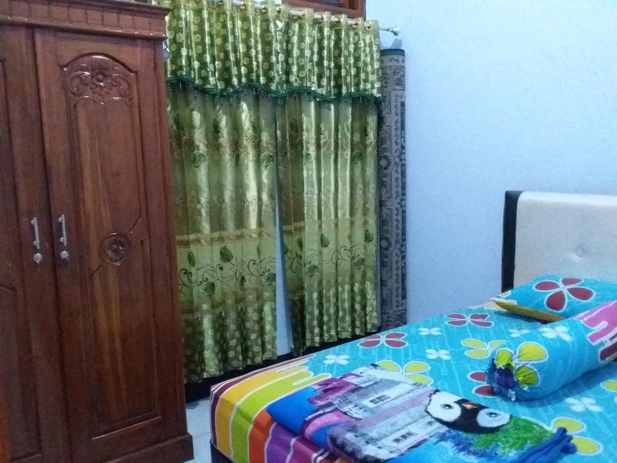 Mas Dylan Homestay โบรโม ภายนอก รูปภาพ